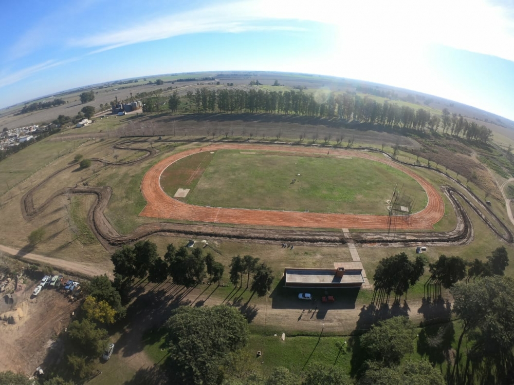 COMENZÓ LA CONSTRUCCIÓN DEL KARTODROMO DE LA CIUDAD.